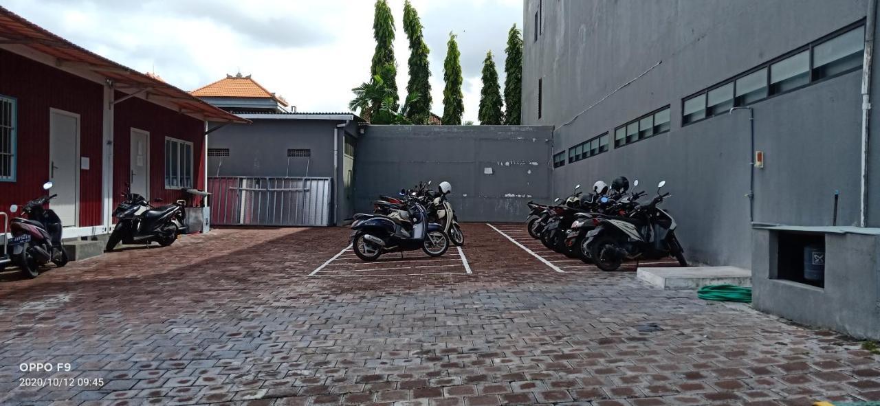 Caroline Guest House Canggu Εξωτερικό φωτογραφία
